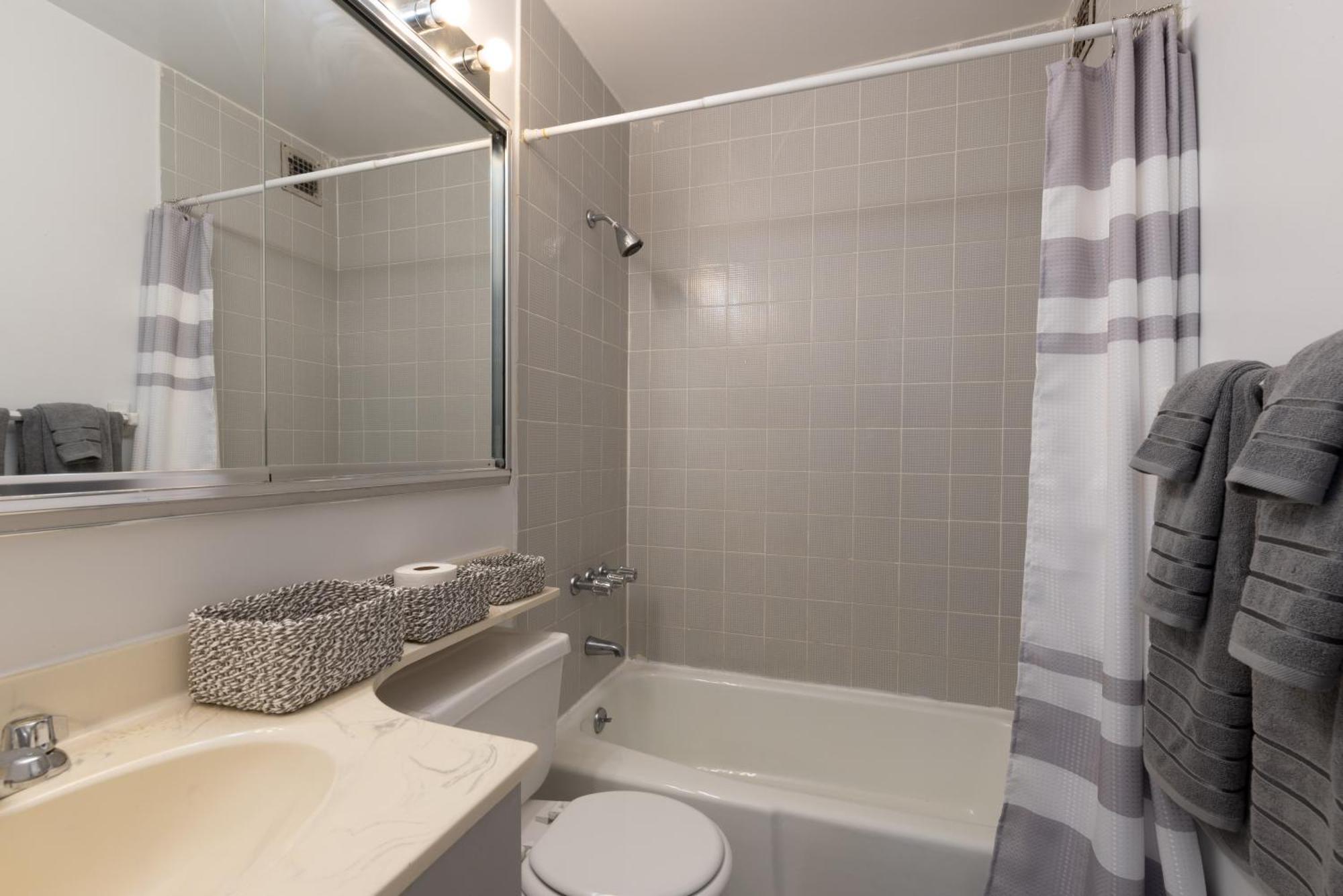 Apartamento Amazing Furnished 1 Bedroom Penthouse Midtown West